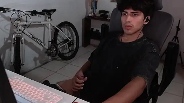 Thieves9 online show from October 12, 5:45 am