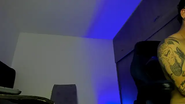 male pussy online show from December 1, 2:47 am