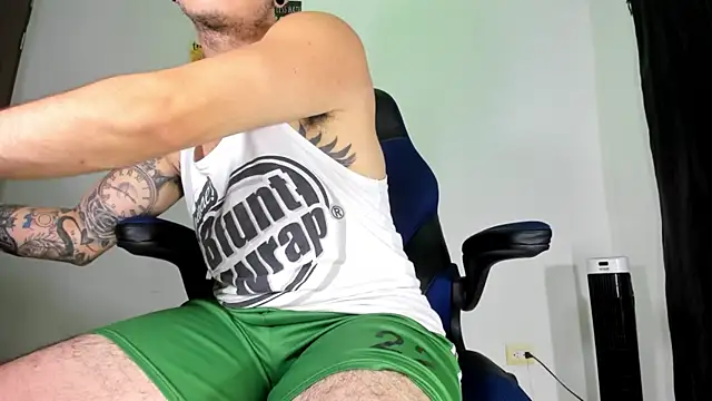 male pussy online show from December 21, 1:58 am