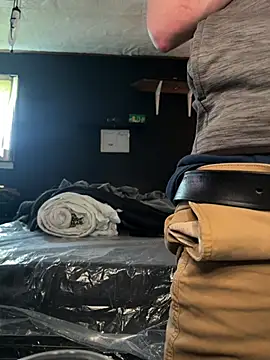 Tall ItalianGuy online show from July 11, 5:37 pm