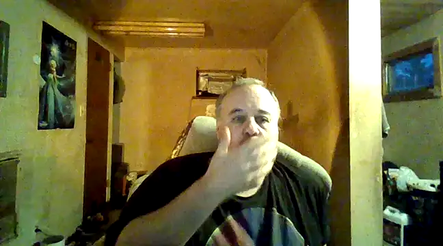 Nightshade7712 online show from December 24, 10:17 pm