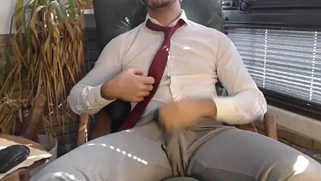 Naughtb0y online show from March 14, 6:53 am