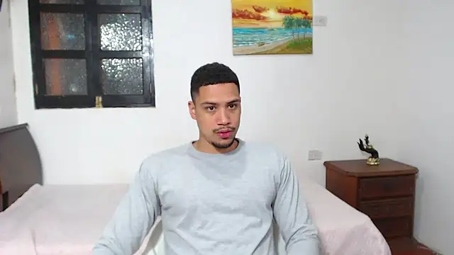 Jhors  Collens online show from January 6, 3:32 am