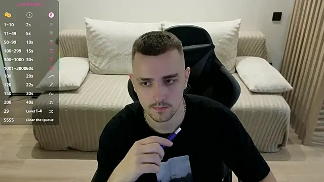 Larstar01 online show from November 26, 6:55 pm