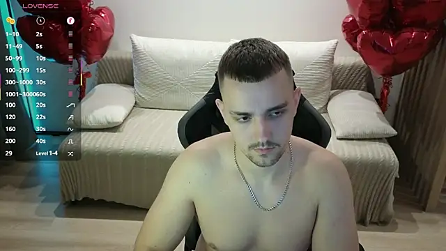 Larstar01 online show from November 3, 12:04 am