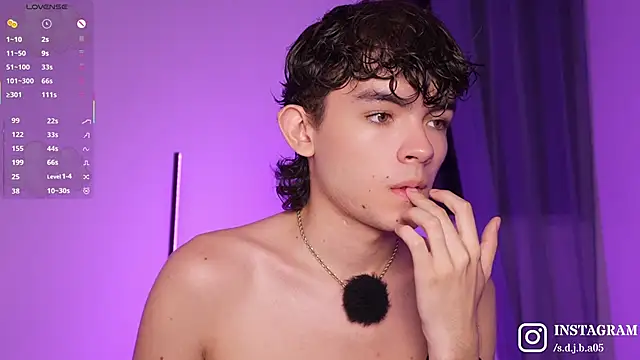 Angelo 018 online show from April 16, 1:05 am