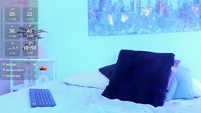 arminjones1 online show from October 1, 6:50 am