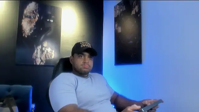 Big furry bear13 online show from November 4, 6:14 am