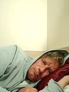 MArciQuarky online show from September 14, 6:54 pm