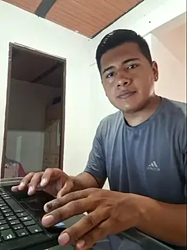 Snapshot of Willner08 chatting on March 3, 9:56 pm Willner08 online show from March 3, 9:56 pm