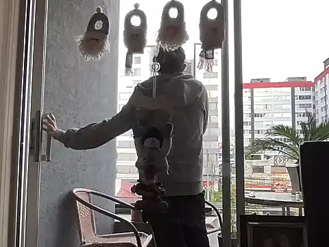 littlelatinhunter online show from December 2, 11:24 am