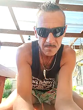 Snapshot of Bbboy42 chatting on January 18, 1:45 am Bbboy42 online show from January 18, 1:45 am