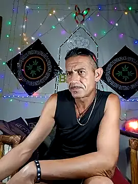 Snapshot of Bbboy42 chatting on January 6, 2:03 pm Bbboy42 online show from January 6, 2:03 pm