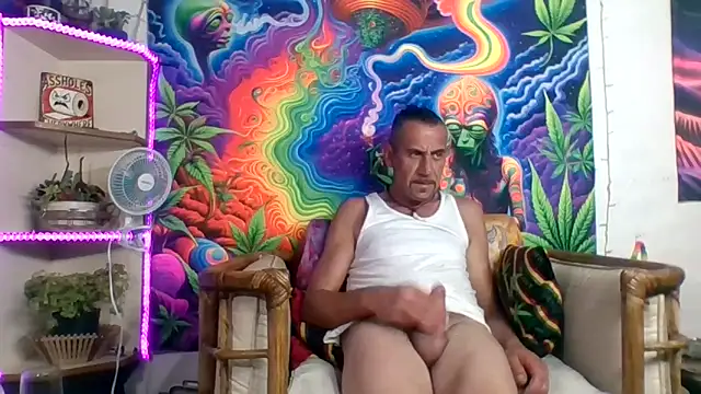 Snapshot of Bbboy42 chatting on October 22, 10:02 pm Bbboy42 online show from October 22, 10:02 pm