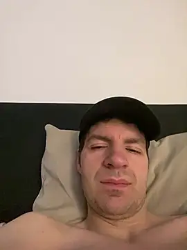 Snapshot of Ricoleckt chatting on January 23, 8:46 am Ricoleckt online show from January 23, 8:46 am