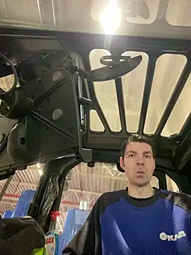 Snapshot of Ricoleckt chatting on March 14, 6:32 am Ricoleckt online show from March 14, 6:32 am