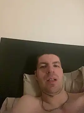 Snapshot of Ricoleckt chatting on February 24, 9:31 pm Ricoleckt online show from February 24, 9:31 pm