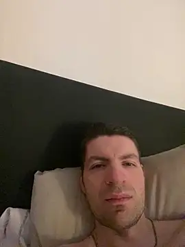 Snapshot of Ricoleckt chatting on February 26, 7:20 am Ricoleckt online show from February 26, 7:20 am