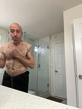 El Gizmo online show from November 22, 7:46 pm