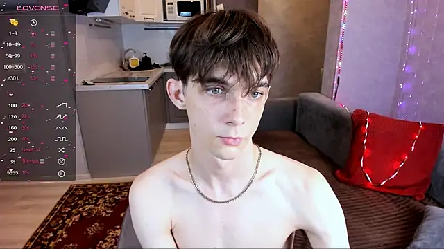 Aaron Boom online show from July 20, 5:26 pm