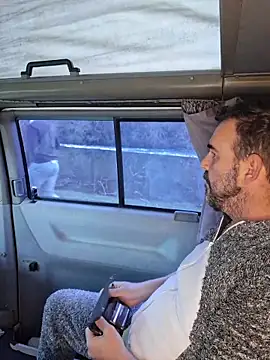 pachapeter online show from March 1, 3:55 pm