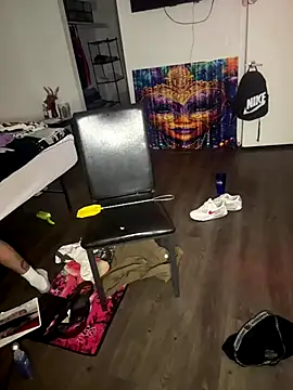 Papinine6 online show from October 18, 8:52 am