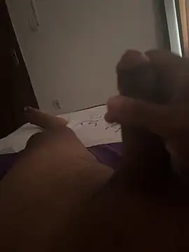 isaackaua online show from December 4, 3:41 pm