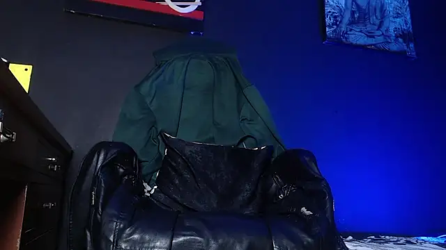 Dicaprioo  online show from March 26, 7:34 am