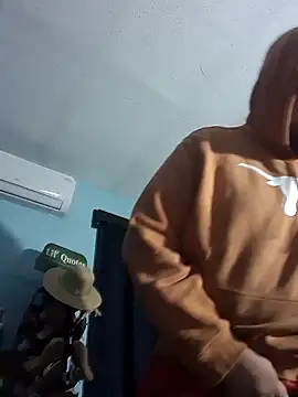 GILBERTHOR92 online show from December 18, 8:43 am