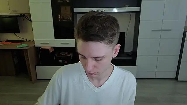 angryzan online show from February 25, 6:47 am