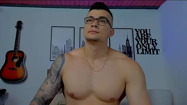 seancarreraa online show from January 2, 11:20 am