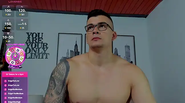 seancarreraa online show from March 19, 12:26 am