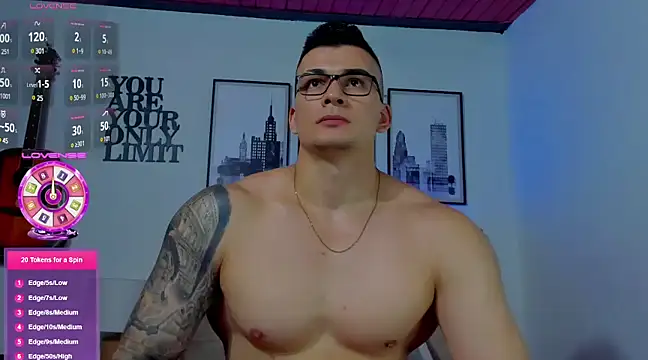 seancarreraa online show from February 4, 8:17 pm