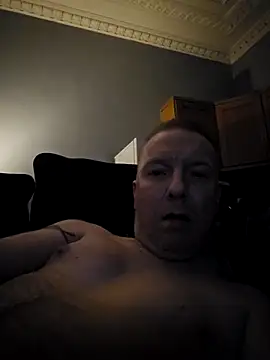 walker1979 online show from March 8, 2:48 am