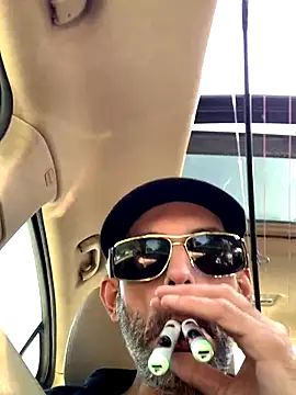 hailzeffn online show from September 27, 7:45 pm