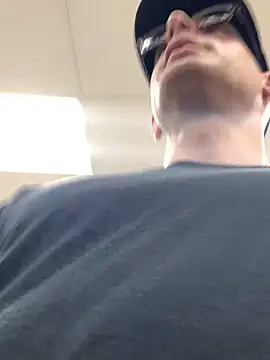 hailzeffn online show from March 20, 6:12 pm