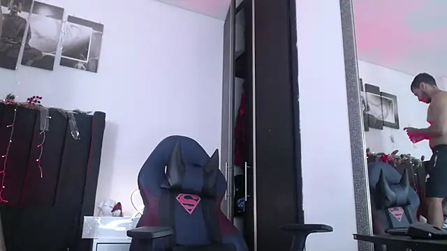 muscle ares online show from December 27, 11:28 am