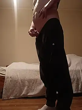 niesmialy39oon online show from February 27, 9:25 pm