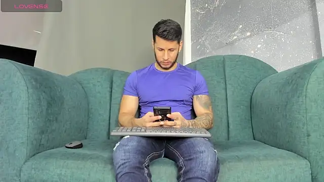 George Diesell online show from October 2, 4:16 am