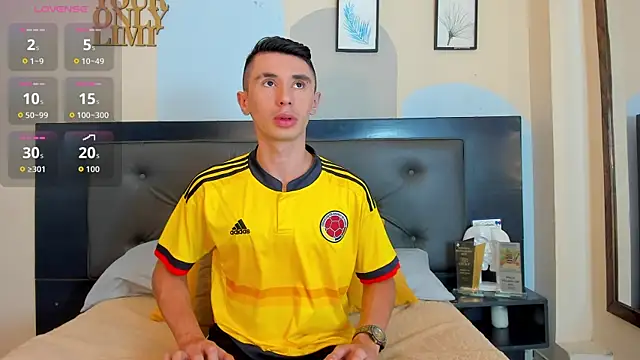 Jotastevensxx online show from July 3, 7:40 pm