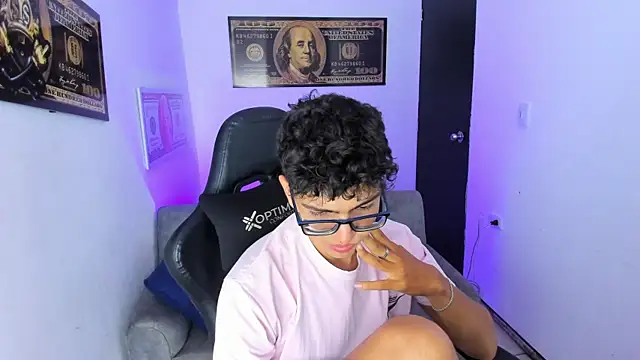 TylerWhite  online show from March 2, 2:51 am