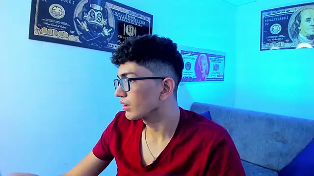 TylerWhite  online show from January 15, 3:00 am