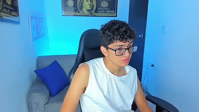 TylerWhite  online show from February 16, 2:54 am