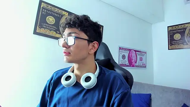 TylerWhite  online show from February 11, 3:08 am