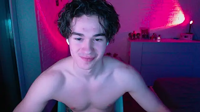 MarkusDean online show from April 12, 7:37 pm