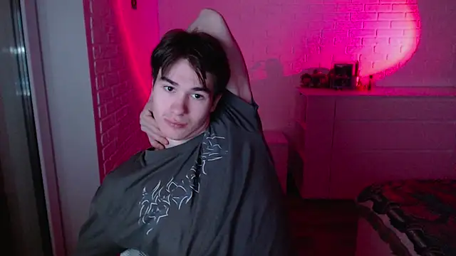 MarkusDean online show from December 18, 12:45 pm