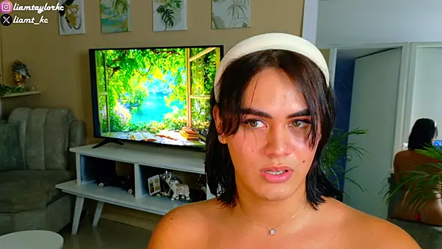 Snapshot of Liam_Taylor chatting on September 25, 11:02 pm Liam Taylor online show from September 25, 11:02 pm