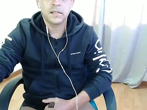 Snapshot of Bamban1419_ chatting on October 19, 7:50 pm Bamban1419  online show from October 19, 7:50 pm