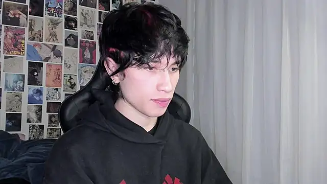 liamelf online show from September 19, 6:47 am