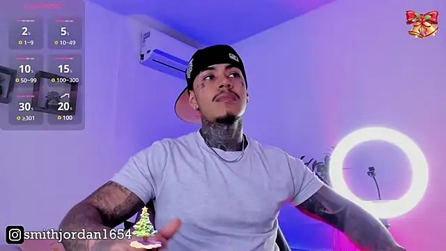 JordanSmiith  online show from December 16, 9:09 pm